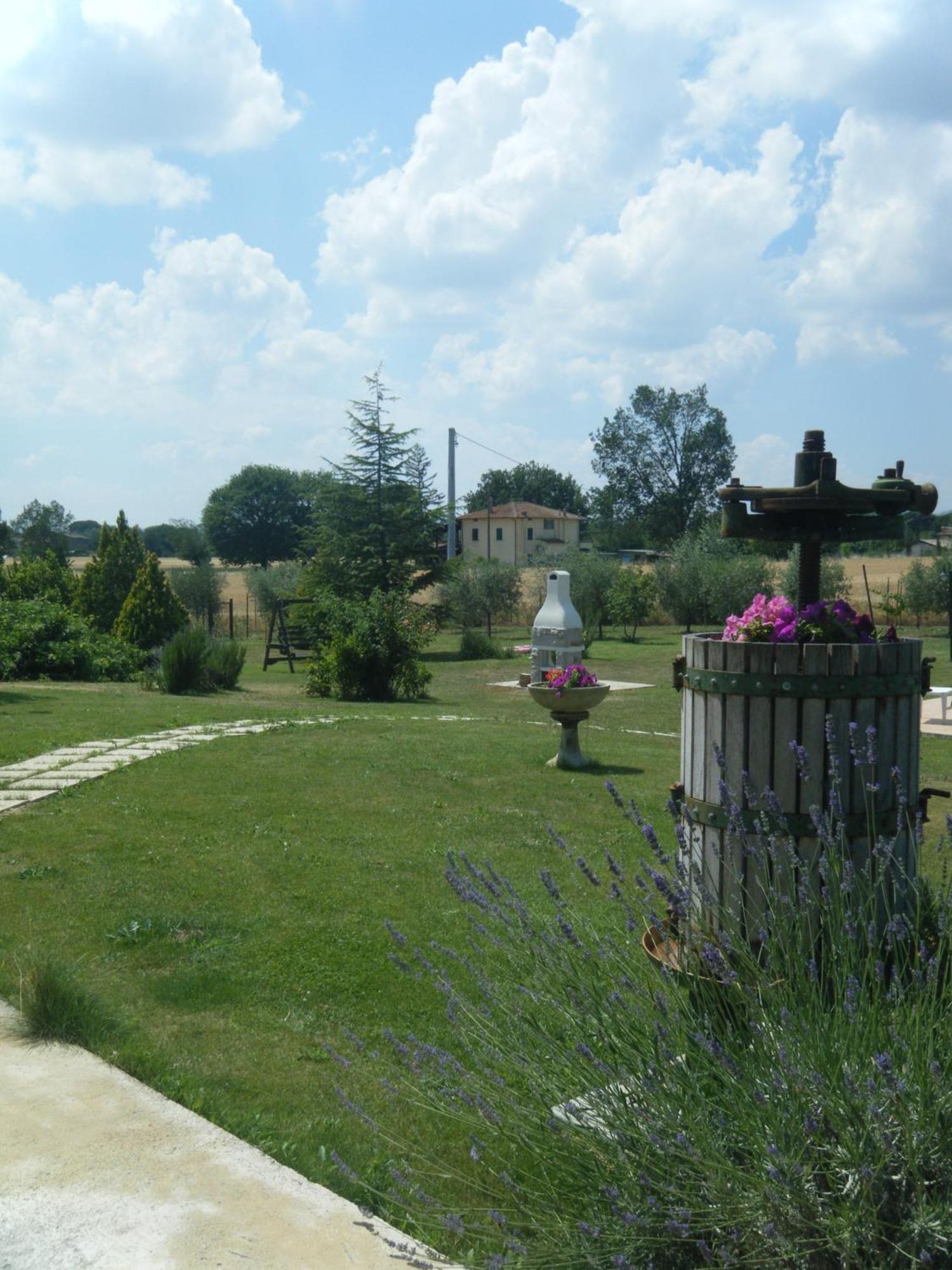 B&B Villa Barbarossa Petrignano Eksteriør bilde