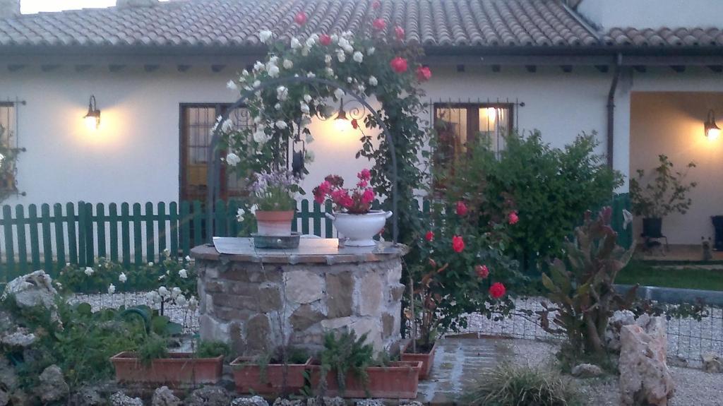 B&B Villa Barbarossa Petrignano Eksteriør bilde